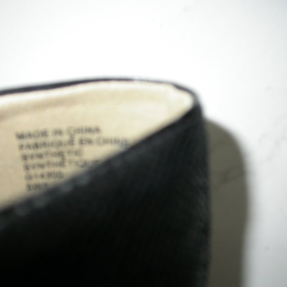 Open Toe Black Pumps - Picture 4 of 5